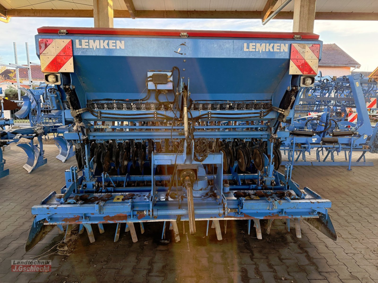 Lemken Zirkon 7/300 + Saphir 7/300 Drillmaschinenkombination