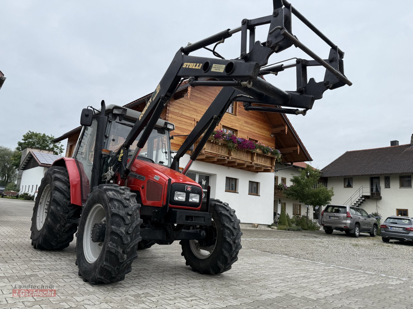 Massey Ferguson 4345 Traktor – Bild 5
