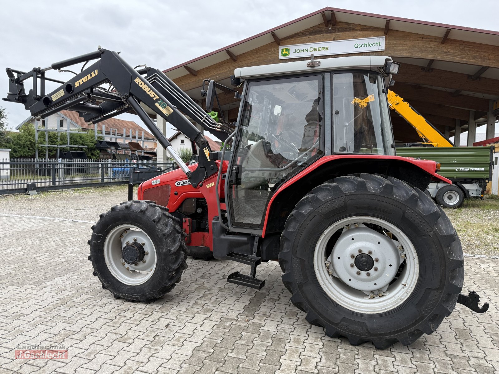 Massey Ferguson 4345 Traktor – Bild 11