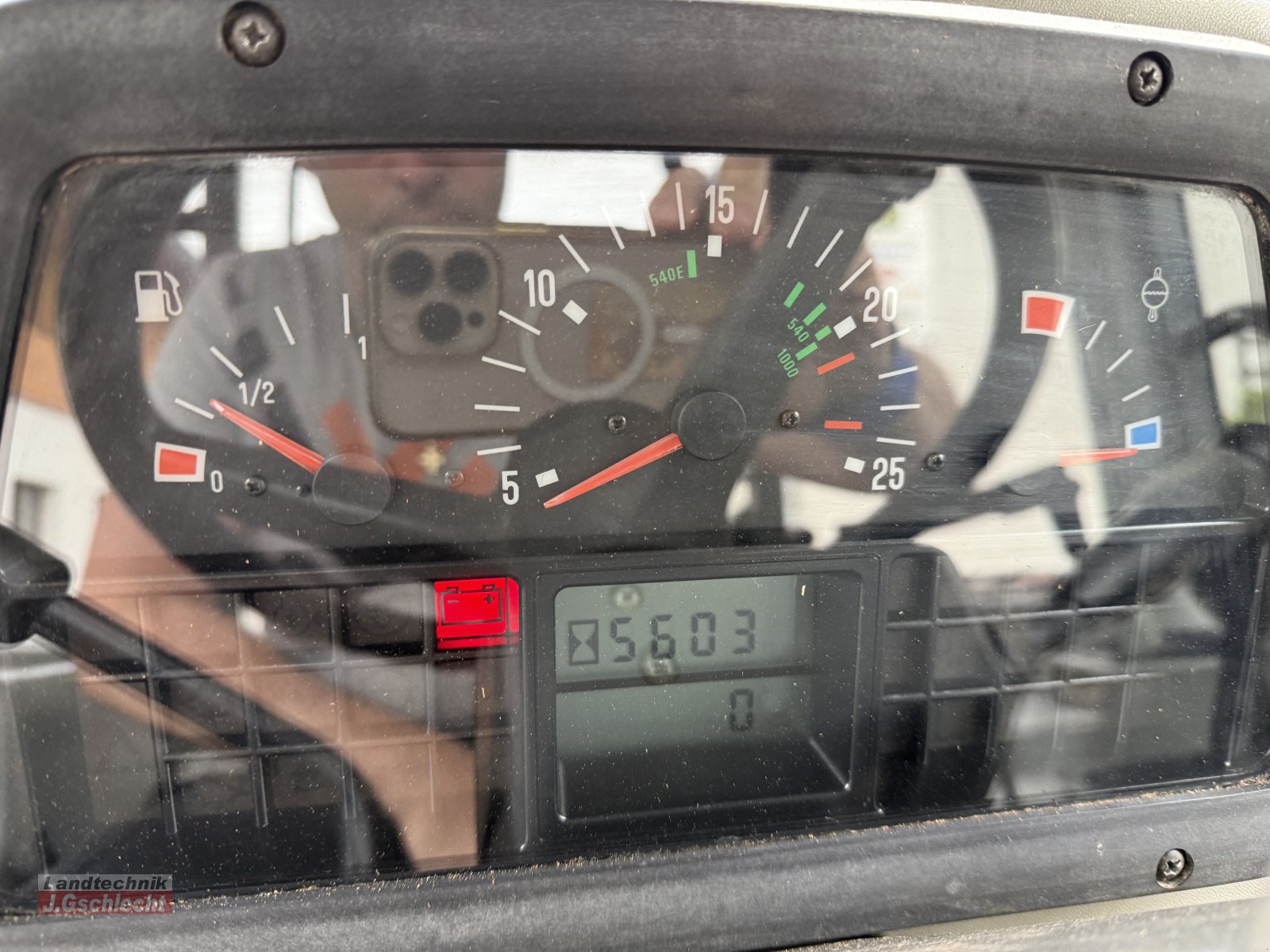 Massey Ferguson 4345 Traktor – Bild 17