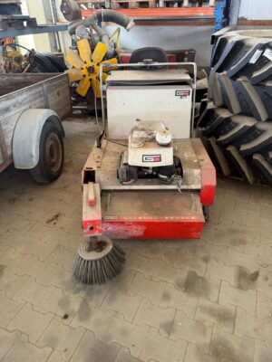 Gutbrod Kehrmaschine