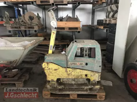 Ammann AVH 100/20 Rüttelplatte
