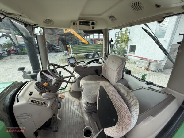 John Deere 6155R Traktor