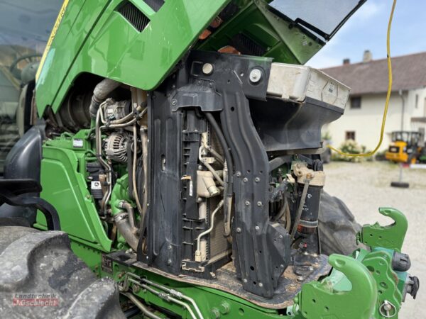 John Deere 6155R Traktor