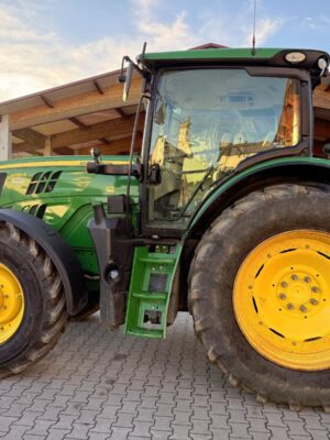 John Deere 6155R Traktor