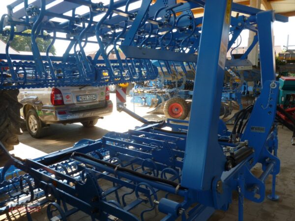 lemken-korund-8-600-k-1884552-04_0x0.jpg Lemken Korund 8/600 GAR Saatbettkombination