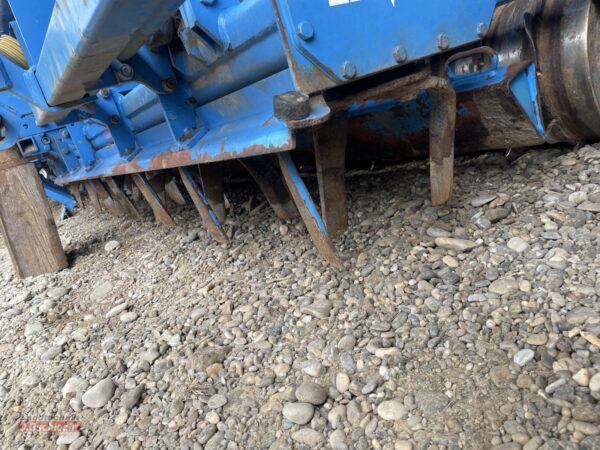 lemken-zirkon-7-300-saphir-7-300-10397642-10_0x0.jpg Lemken Zirkon 7/300 + Saphir 7/300 Drillmaschinenkombination