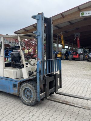 Nissan 30 Diesel Gabelstapler