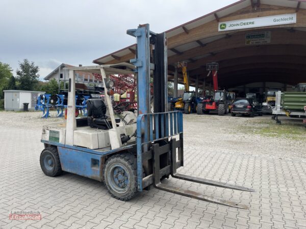 Nissan 30 Diesel Gabelstapler