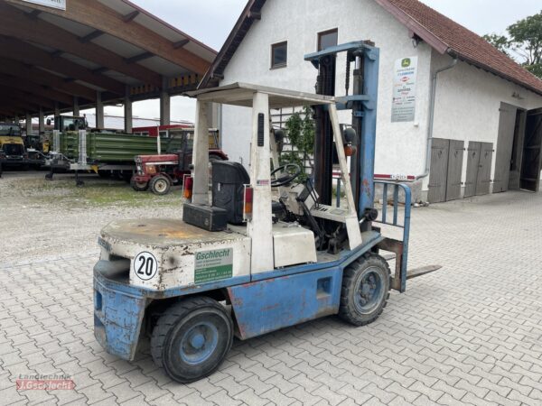 Nissan 30 Diesel Gabelstapler