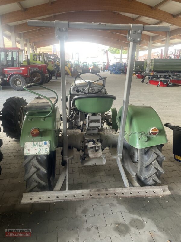 Schlüter SL15b Traktor