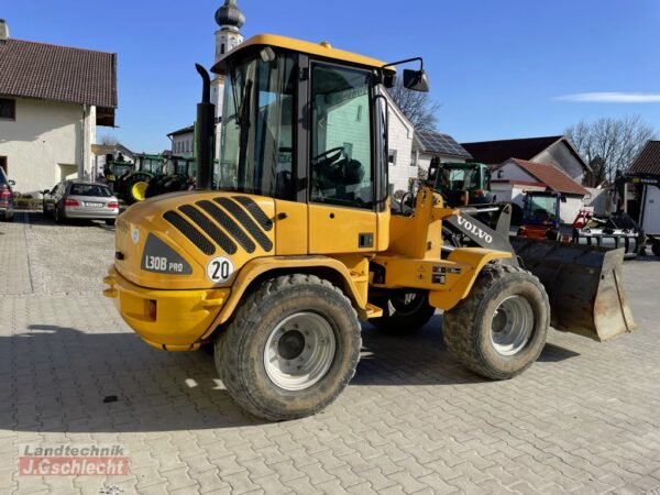 Volvo L30B Pro Radlader