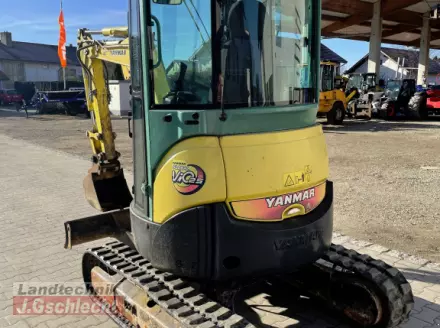 Yanmar VIO 25-4 Bagger