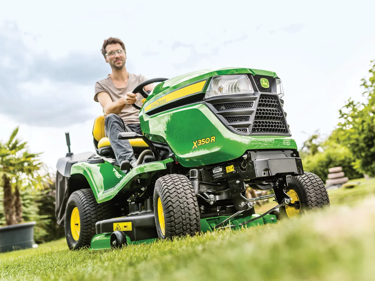 John Deere X350R Aufsitzmäher – Bild 3